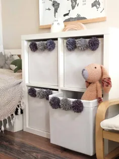 Stoff Spielzeug Aufbewahrungsbox mit Pompons.  سطل زباله Pompom Kallax.  Kallax Korb