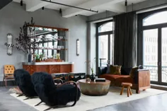 آیا این آپارتمان در نیویورک یک خانه مهمانی است یا یک اتاق زیر شیروانی پیشرفته SoHo؟  کمی از هر دو است