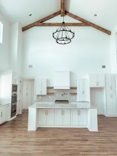 آشپزخانه مفهومی Open با سقف های طاق دار