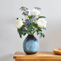 گل زنبق مصنوعی و گل صد تومانی در گلدان آبی 52 سانتی متر