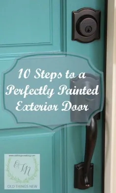 10 قدم به یک درب خارجی کاملاً نقاشی شده