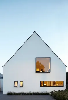 10 ایده بیرونی سفید برای یک خانه روشن و مدرن