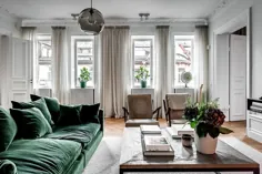 sof مبل مخملی سبز و کتابخانه بزرگ: آپارتمان در استکهلم (123 متر مربع) ◾ عکس ◾ ایده ها ◾ طراحی