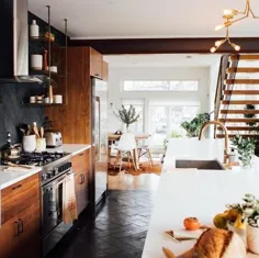 Amazon.com: کابینت آشپزخانه از چوب تیره - مبلمان / مبلمان آشپزخانه و اتاق ناهارخوری: خانه و آشپزخانه