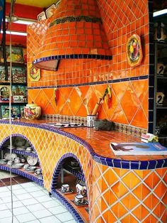 نارنجی آشپزخانه MUNDO DE AZULEJOS