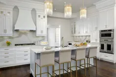 نوسازی گرجستان در اینستاگرام: "این آشپزخانه مدرن و مفهوم باز با اجازه حرکت سبک و هوا ، کاملاً برای خانواده مدرن شما طراحی شده است ، از Melrose ما ..."