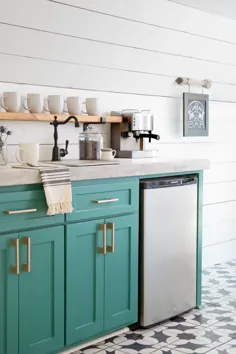 گشتی در Chip و Joanna Gaines 'Magnolia House B&B بزنید