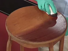 چگونه می توان مبلمان چوبی را لکه دار کرد