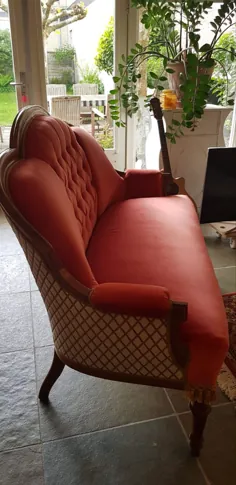 مبل آنتیک Reupholstery