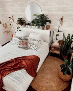 43 ایده جالب برای طراحی دیوار اتاق خواب