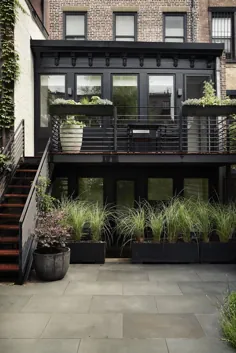 قبل و بعد: یک باغ مدرن خانه شهری در بروکلین - Gardenista