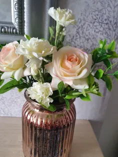 گل آرایی مصنوعی ابریشمی با گلدان.  دکور خانه.  |  اتسی