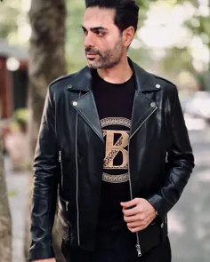 Hand made authentic leather biker jacket
کاپشن چرم طبیعی دست دوز آماده
 
 To order DM 👉🏻@zibbman Whatsapp +98 912 96 308 96 
سفارش از طریق واتساپ و تماس با شماره ٠٩١٢٩۶٣٠٨٩۶
٠٢١٢٢٠۵۵٣۴۵
خرید حضوری و غیرحضوری
————————
#leather #leatherjacket