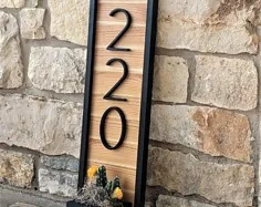 نشان پلاک آدرس با قفسه گیاهان چوبی مدرن Rustic و |  اتسی