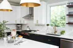 دریایی مدرن و آشپزخانه سفید - داخلی دبرا زین