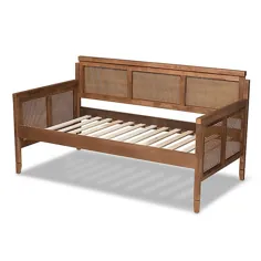 Baxton Studio Page Rattan Twin Daybed در Walnut Brown | حمام تختخواب و فراتر از آن