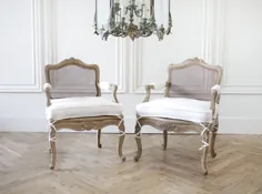 صندلی های بازو فرانسوی آنتیک با رنگ اصلی و پارچه سفید