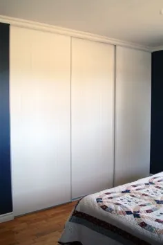 One Room Challenge Week 4 - درهای کمد کشویی را با کاغذ دیواری مهره به روز کنید