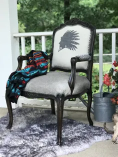 صندلی لهجه پوست گاوی غربی فروخته شده |  اتسی