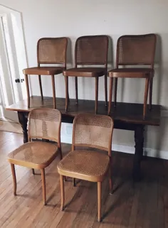 صندلی های عصای بنت وود سبک ، صندلی های غذاخوری عصا ، صندلی های غذاخوری بنت وود ، صندلی های غذاخوری عصا توسط VintageandSwoon از Vintage & Swoon of New Bedford، MA |  اتاق زیر شیروانی