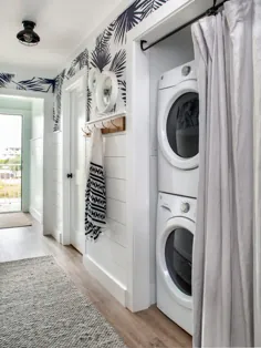 15 ایده کاغذ دیواری زرق و برق دار برای اتاق لباسشویی شما