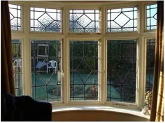 پنجره های ارسی شیشه ای کوچک با سرب شیشه های بافتی پانل ها 12 x 14