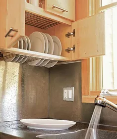 صرفه جویی در فضا برای آشپزخانه هوشمند: کمد ظرفشویی روی ظرف ظرفشویی