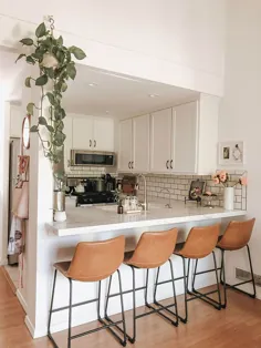 Small Space Squad: Inside the Bright and Airy of Lori Dail