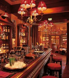 رستوران Gehobenes |  استراحت بار |  Cigar Lounge - مدیچی بادن-بادن