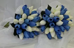 دسته گل ساقدوش عروس لاله های سفید آبی