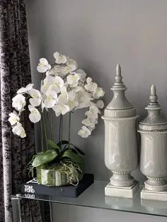 گل ارکیده Lusso Vita Decor XL سفید لمسی ارکیده Phalaenopsis در یک گلدان کاسه شیشه ای