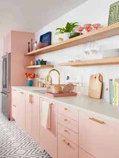 در آشپزخانه صورتی رنگ پاستل رویاهای خود گشت بزنید