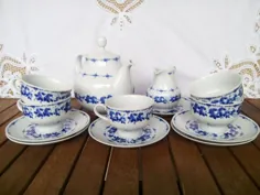 فنجان های چای آبی و سفید کبالت با بشقاب های سفالی |  اتسی