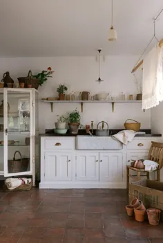 یک اتاق خشکشویی زیبا به سبک کشور - طراح عزیز
