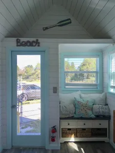 خانه کوچک برای فروش - کلبه کوچک ساحلی