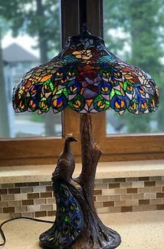 چراغ رومیزی سبک طاووس تیفانی چراغ شیشه ای رنگی دو نفره
