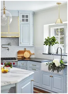 کابینت آشپزخانه آبی روشن با سینک ظرفشویی