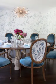 اتاق ناهار خوری سفید و آبی با لوستر نیکل Sputnik - انتقالی - اتاق ناهار خوری