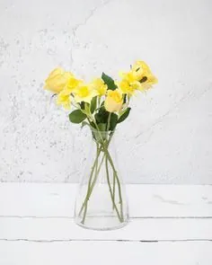 گلهای رز و گل نرگس در گلدان گل ابریشم مصنوعی |  اتسی