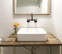 Barn Wood Powder Room Vanity with Vessel Sink - Vintage - حمام