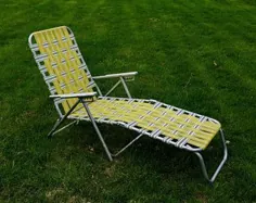 Chaise Curve: یک صندلی مجلل مخصوص استخر بتونی صیقلی.  صندلی استراحت بتونی معاصر که برای فضای داخل استخر یا پاسیوی شما ساخته شده است