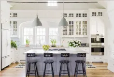 طراحی آشپزخانه به سبک ساحلی کلاسیک