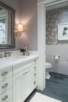اتاق پودر سفید و خاکستری با کمد آب درب جیبی - انتقالی - حمام