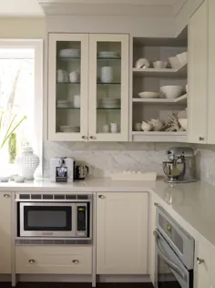 آشپزخانه با کابینت های کرم - معاصر - آشپزخانه - ICI Dulux French White - طرح سارا ریچاردسون