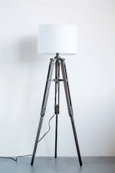 لامپ کف سه پایه 62-1 / 4 "H Mariner Wood / سایه پنبه ای ، پایان مشکی (حداکثر لامپ 60 وات)