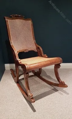 صندلی گهواره ای کنسرو گردو جامد عتیقه