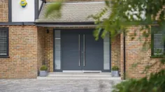 درب های دو جداره Solarlux SL81 و قاب پنجره های شیروانی Wokingham، Berkshire