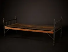 تختخواب های قدیمی و عتیقه - 1،322 برای فروش در 1stdibs