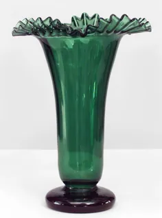گلدان شیشه ای سبز ویکتوریایی آمریکایی