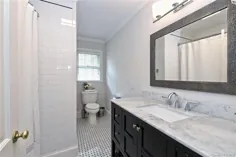 حمام کلاسیک سیاه و سفید
